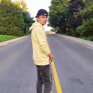 Meet your Posher, Alexandre